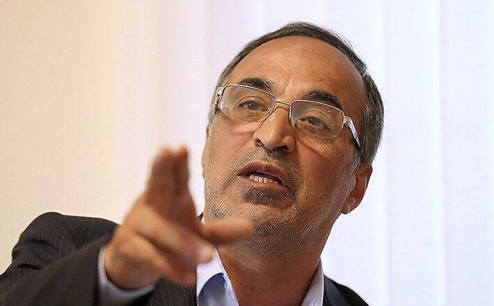 میخواهند با قدرت لشکر فحاشها، دلسوزان استقلال را ساکت کنند/ به من گفتند جادوگران استقلال را طلسم کردهاند/ استراتژی پول پاشی در استقلال جواب نمیدهد میخواهند با قدرت لشکر فحاشها، دلسوزان استقلال را ساکت کنند/ به من گفتند جادوگران استقلال را طلسم کردهاند/ استراتژی پول پاشی در استقلال جواب نمیدهد