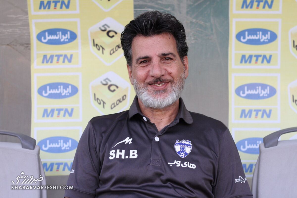 رونمایی از ستاره استقلال در لباس پرسپولیس! +عکس رونمایی از ستاره استقلال در لباس پرسپولیس! +عکس
