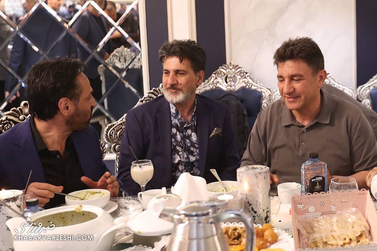 در سالهای وزارت سلطانیفر نمیخواستند استقلال قهرمان شود؛ بالاخره همه فهمیدند من راست میگفتم و وزیر پرسپولیسی بود! در سالهای وزارت سلطانیفر نمیخواستند استقلال قهرمان شود؛ بالاخره همه فهمیدند من راست میگفتم و وزیر پرسپولیسی بود!