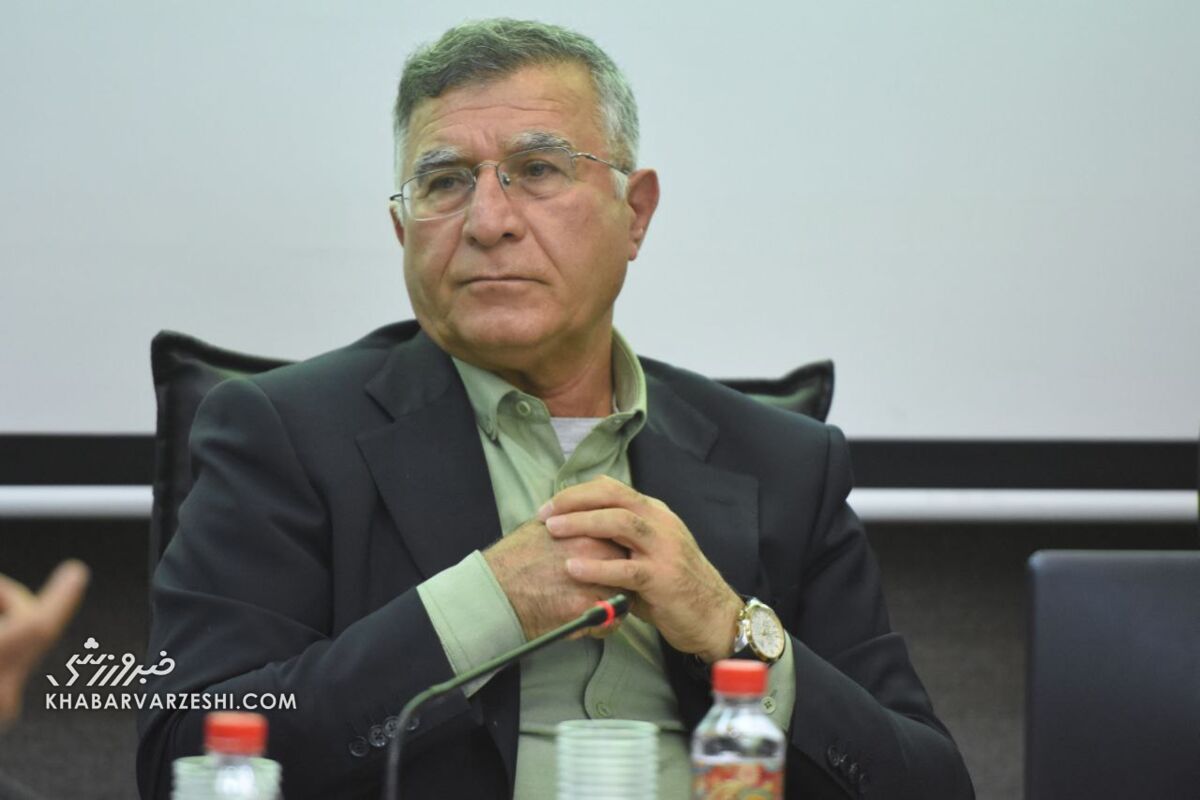 پرسپولیس دو مشکل اصلی دارد/ هاشمیان به این دلیل باید بماند! پرسپولیس دو مشکل اصلی دارد/ هاشمیان به این دلیل باید بماند!