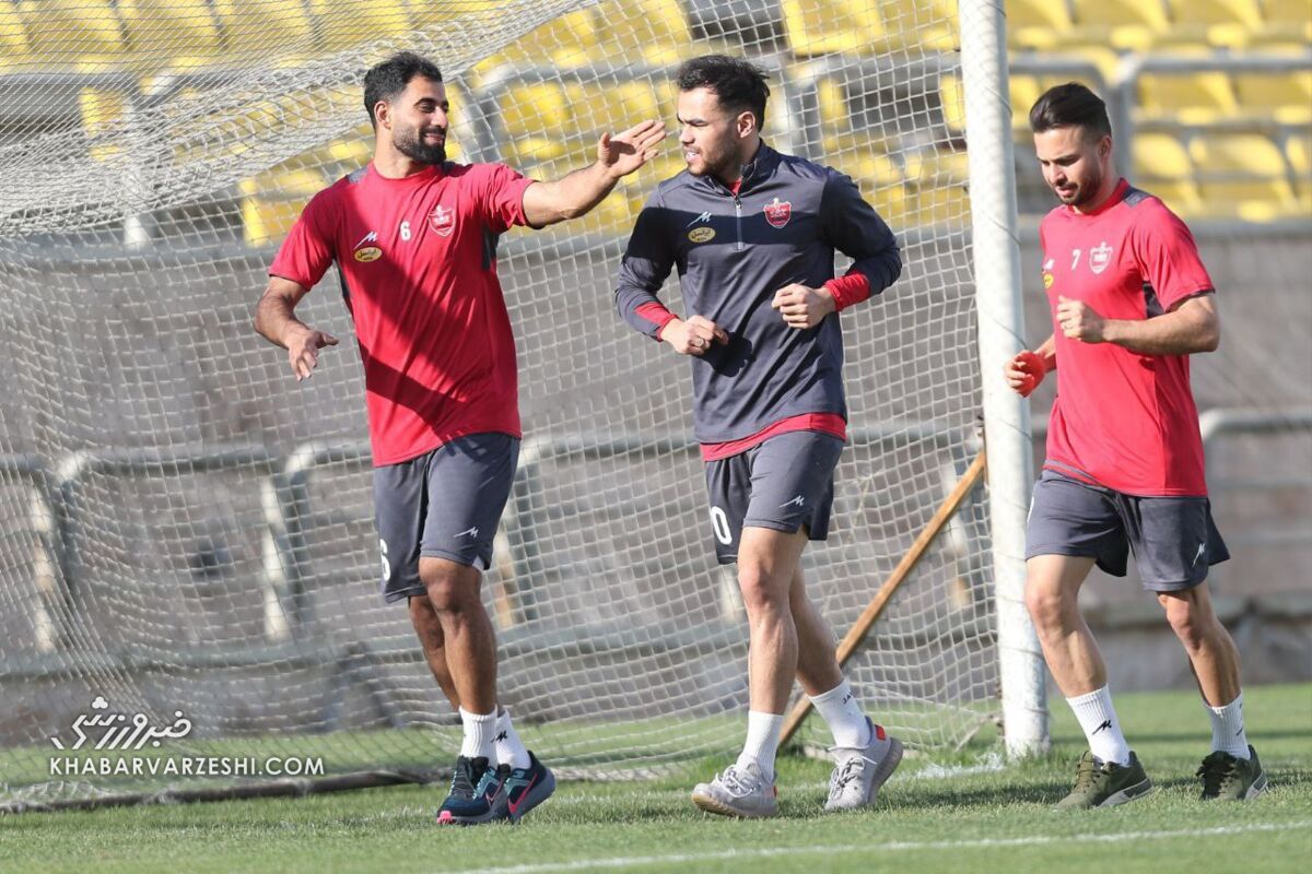 شایعه عجیب در مورد دو ستاره پرسپولیس؛ آنها هم رفتنی هستند؟ شایعه عجیب در مورد دو ستاره پرسپولیس؛ آنها هم رفتنی هستند؟