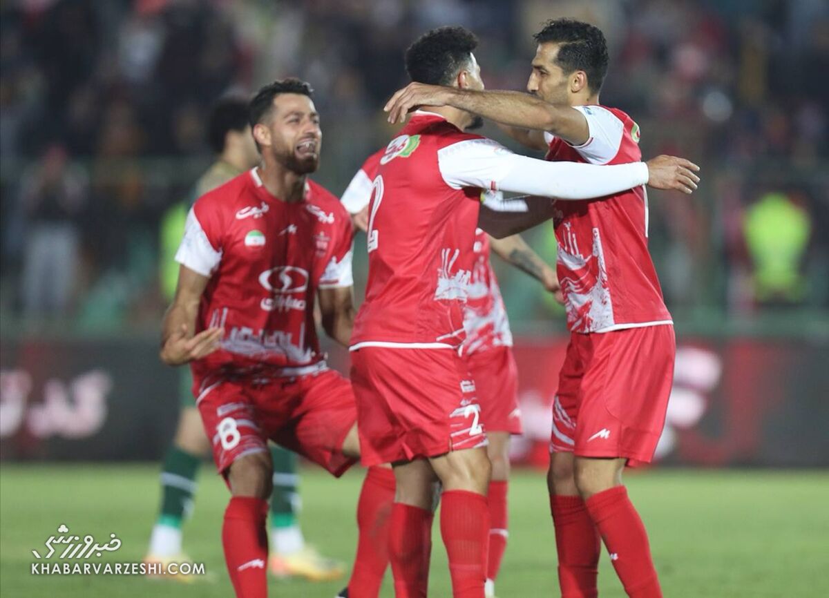 اقدام زیبای دو ستاره پرسپولیس اقدام زیبای دو ستاره پرسپولیس