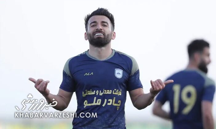 ویدیو| گل اول چادرملو به استقلال/ ضربه حبیبینژاد در میان مدافعان تماشاگر! ویدیو| گل اول چادرملو به استقلال/ ضربه حبیبینژاد در میان مدافعان تماشاگر!