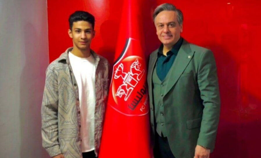 ستاره استقلال رسما پرسپولیسی شد! ستاره استقلال رسما پرسپولیسی شد!