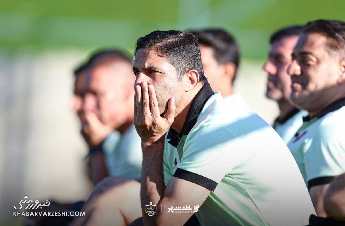هر روز که هاشمیان بماند پرسپولیس بیشتر ضرر میکند/ از اول هم گفتم پرسپولیس برای این سرمربی زیاد است هر روز که هاشمیان بماند پرسپولیس بیشتر ضرر میکند/ از اول هم گفتم پرسپولیس برای این سرمربی زیاد است