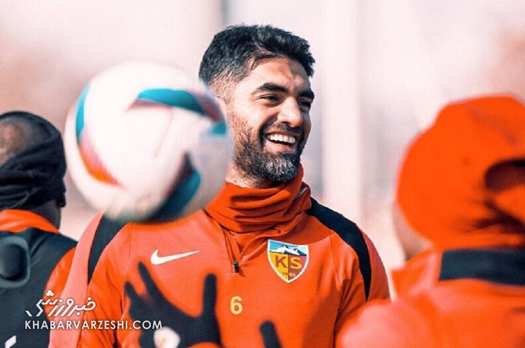 بمب جدید نقل و انتقالاتی در راه لیگ برتر؛ دعوای استقلال و سپاهان به نفع پرسپولیس و تراکتور! بمب جدید نقل و انتقالاتی در راه لیگ برتر؛ دعوای استقلال و سپاهان به نفع پرسپولیس و تراکتور!