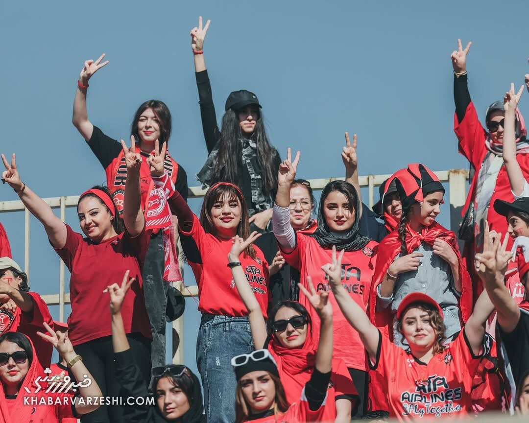 ویدیو| جیمی جامپ های دختر در بازی تراکتور – آلومینیوم ویدیو| جیمی جامپ های دختر در بازی تراکتور – آلومینیوم