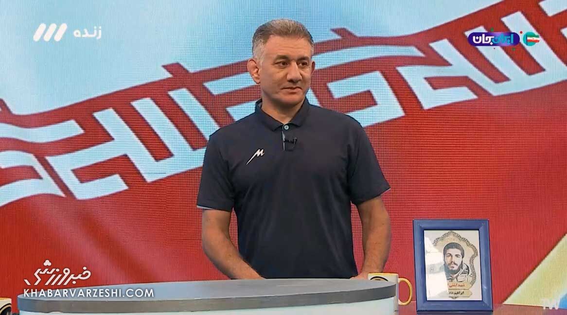 تحقیر عجیب پیشکسوت کشتی روی آنتن زنده: ببخشید لباسِ مهمان مناسب نیست! +ویدیو تحقیر عجیب پیشکسوت کشتی روی آنتن زنده: ببخشید لباسِ مهمان مناسب نیست! +ویدیو