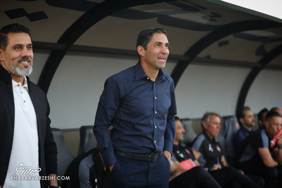 ویدیو| توهین دوباره به هاشمیان در صدا و سیما: برایش اکلیلی نشوید! ویدیو| توهین دوباره به هاشمیان در صدا و سیما: برایش اکلیلی نشوید!