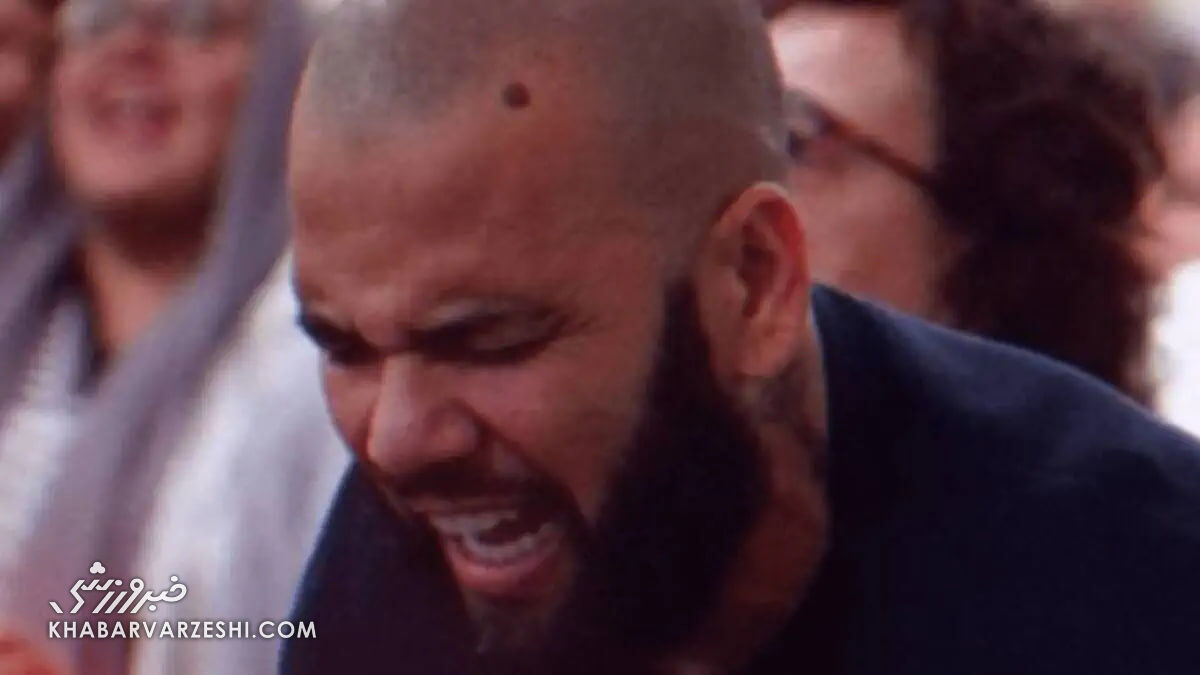 ویدیو| وضعیت دنی آلوس پس از تبرئه و آزادی؛ اجرای سرود و مراسم مذهبی! ویدیو| وضعیت دنی آلوس پس از تبرئه و آزادی؛ اجرای سرود و مراسم مذهبی!