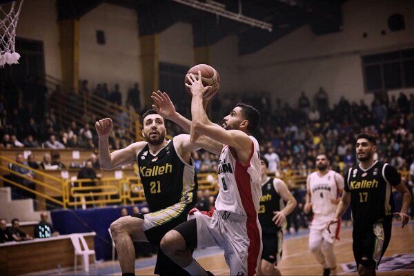 بالاتر از استقلال با شکست صدرنشین بالاتر از استقلال با شکست صدرنشین