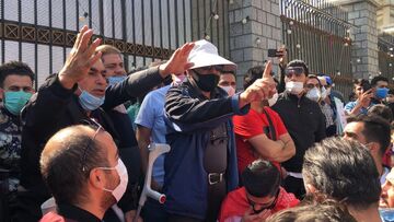گزارش تصویری| تجمع اعتراضی هواداران پرسپولیس جلوی مجلس
