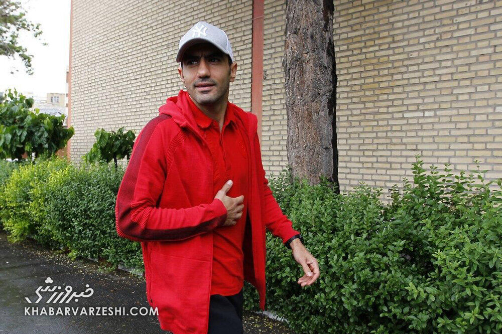 اخاذی علنی از بازیکن پرسپولیس: اول ۲۰ درصد بده، بعد قرارداد ببند! اخاذی علنی از بازیکن پرسپولیس: اول ۲۰ درصد بده، بعد قرارداد ببند!