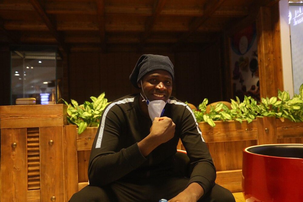 سرمربی سابق پرسپولیس: خدا کند شیخ افت نکرده باشد/ یحیی باید در تعطیلات لیگ زوج هلندی-فرانسوی تیمش را بسازد/ دیاباته انفجاری نیست، مکمل نیاز دارد