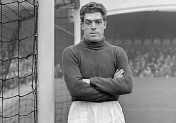 عکس| وقتی دروازه‌بان در مِه سر کار بود!