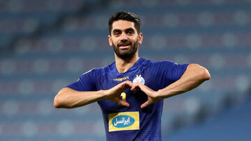 ویدیو| خوش‌آمدگویی کانون هواداران باشگاه القطر به علی کریمی
