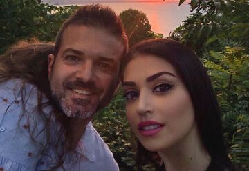 عکس| همسر استراماچونی به فرزندش لقب «دختر ایران» داد