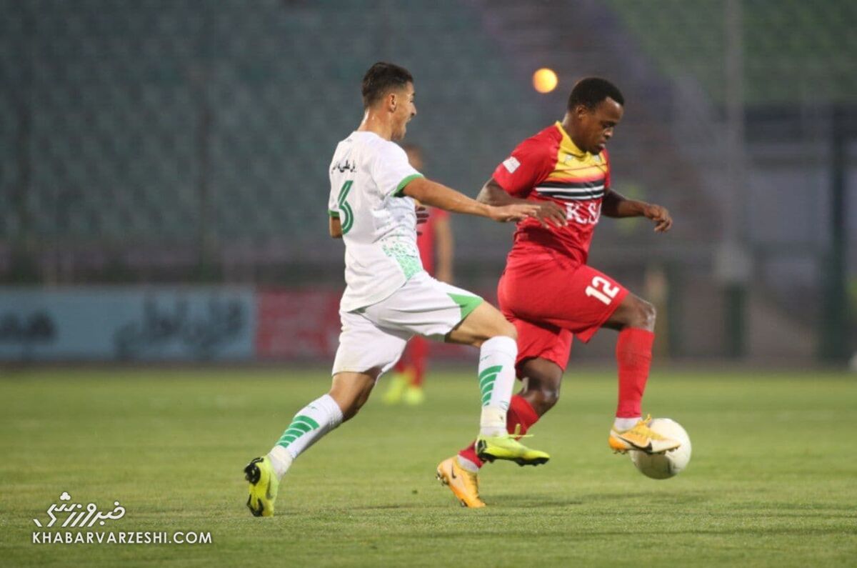 بازیکنان خارجی جانشین نفرات جدا شده در پرسپولیس؟/ گلمحمدی تصمیم میگیرد بازیکنان خارجی جانشین نفرات جدا شده در پرسپولیس؟/ گلمحمدی تصمیم میگیرد