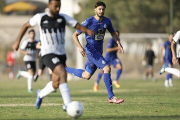 مدافع استقلال: وقتی می‌گویند برو، من هم می‌روم