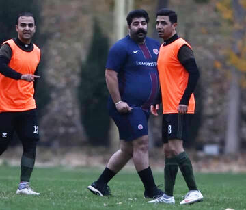 عکس| جدیدترین عکس بهنام بانی در زمین فوتبال