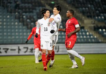 برتری ژاپن برابر پاناما با گلزنی مینامینو