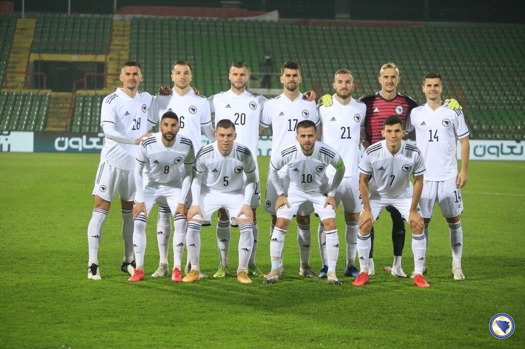 از این تیم بوسنی، چند نفر را می‌خریدید؟
