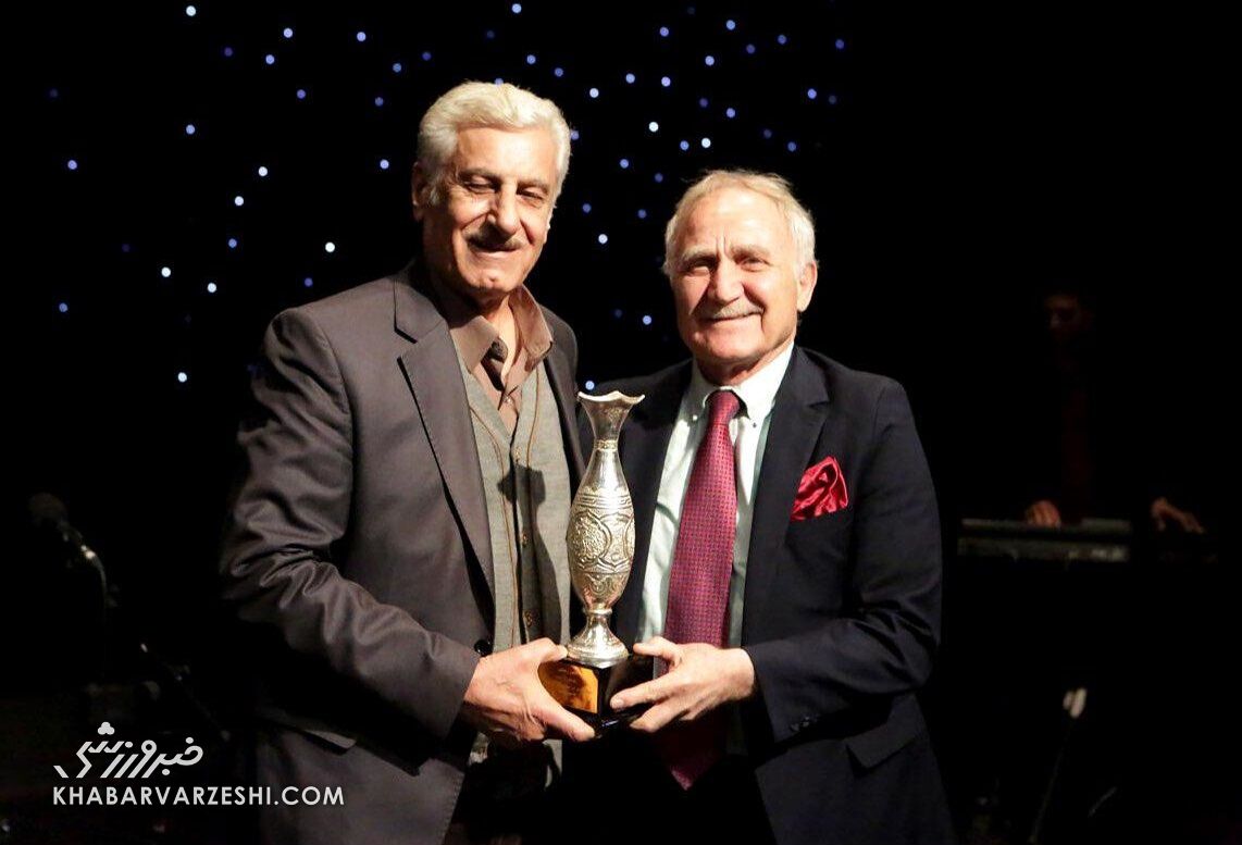 الله وردی دروغ میگوید؛ او حتی نمیتوانست با سردفتر خسروانی صحبت کند/ مظلومی آن موقع عددی نبود که اظهار نظر کند  الله وردی دروغ میگوید؛ او حتی نمیتوانست با سردفتر خسروانی صحبت کند/ مظلومی آن موقع عددی نبود که اظهار نظر کند