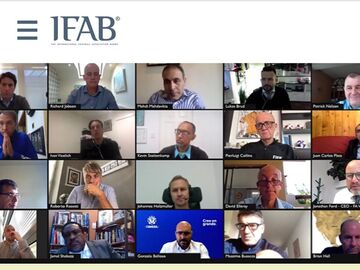 عکس| مهدوی‌کیا در جلسه مهم IFAB