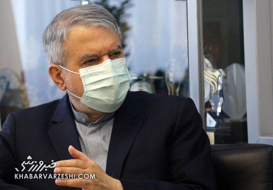 وزیر امور خارجه برای رئیس فیفا نامه نوشت/ سلب میزبانی از ایران یک تصمیم سیاسی است