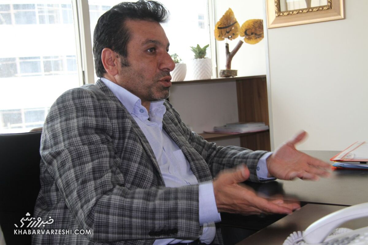 پیشکسوت استقلال: با شکست پرسپولیس مدعی قهرمانی می شویم پیشکسوت استقلال: با شکست پرسپولیس مدعی قهرمانی می شویم