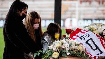 سرقت از خانه اسطوره فقید در روز خاکسپاری‌