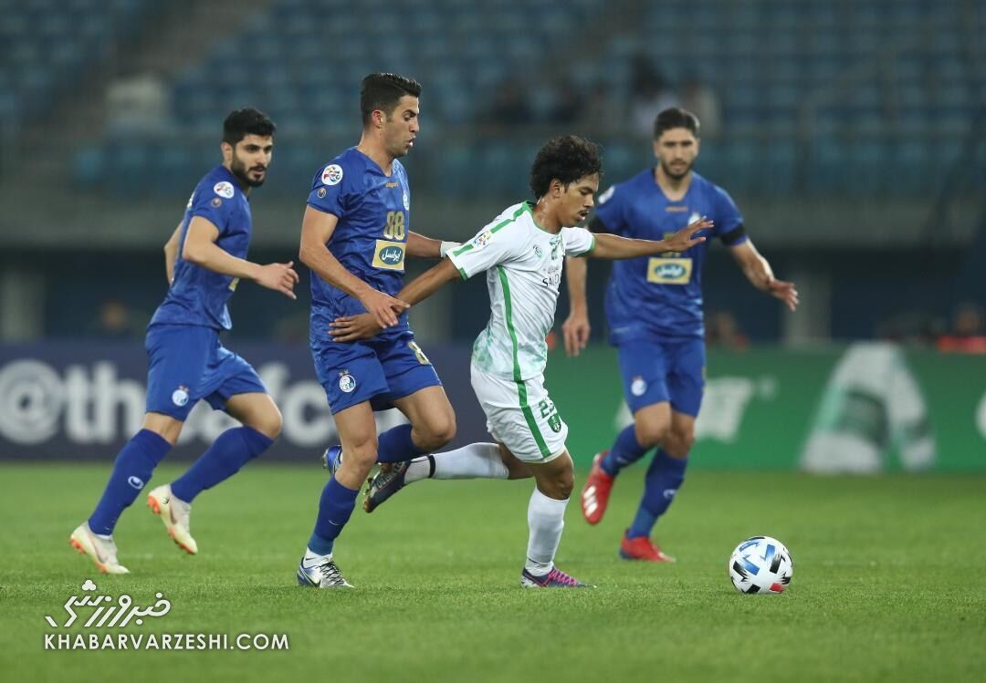 ابهام در برگزاری بازی ذوب آهن - استقلال ابهام در برگزاری بازی ذوب آهن - استقلال