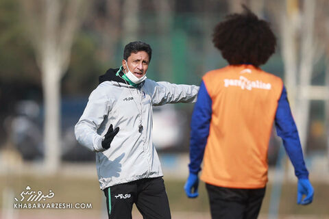 تمرین استقلال دی 99