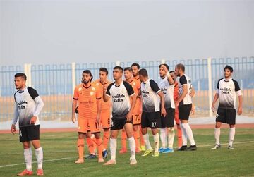 صدرنشینی بادران و پیروزی قشقایی در بازی جنجالی