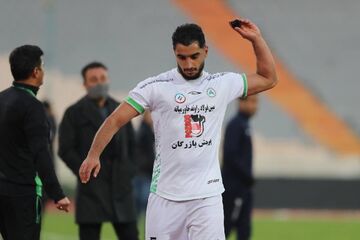 حسینی: در پرسپولیس حمله به داور و بازیکنان مُد شده