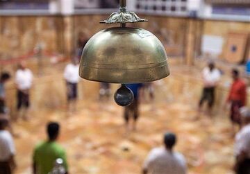 صبح فردا، نواختن زنگ‌انقلاب در تمام زورخانه‌های ایران