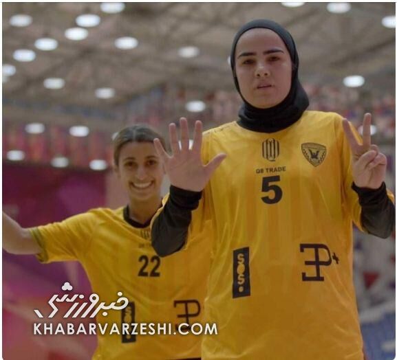 ادای احترام فرشته کریمی به مهرداد میناوند