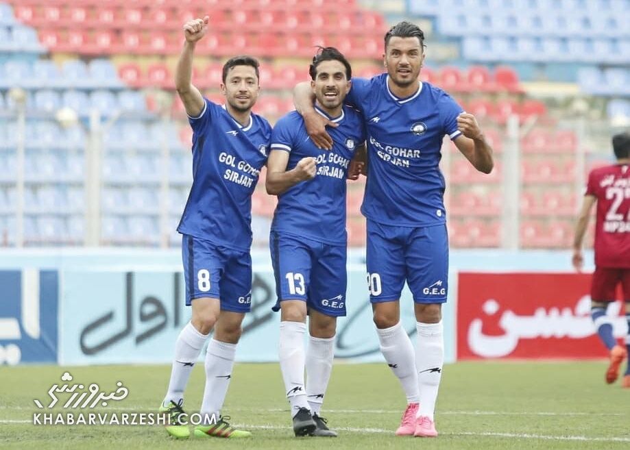 از ۱۶ تیم لیگ برتر پیشنهاد داشتم/ تیم تاثیرگذارترین مربی ایران را انتخاب کردم از ۱۶ تیم لیگ برتر پیشنهاد داشتم/ تیم تاثیرگذارترین مربی ایران را انتخاب کردم