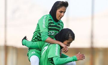 تصاویر لباس زنان ایران در لیگ قهرمانان آسیا