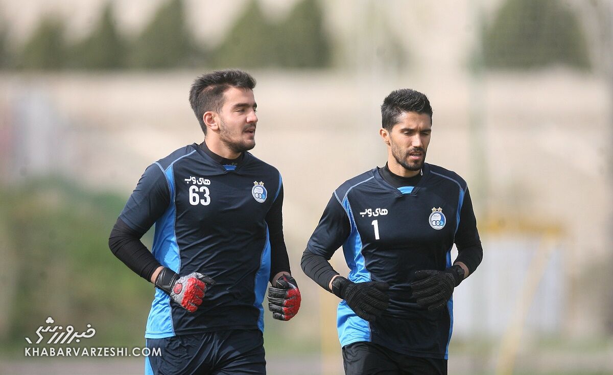 شرایط عجیب استقلال/ گلر پرسپولیسی دروازه‌بان استقلال شد