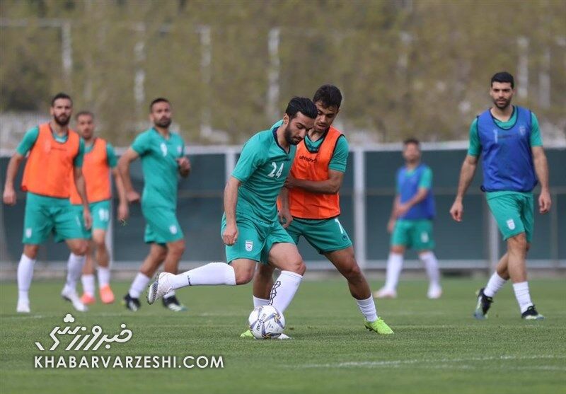 تمرین تیم ملی ایران در زمین اصلی ورزشگاه آزادی