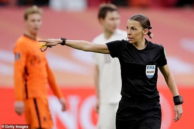 آشنایی با اولین داور «زن» تاریخ جام جهانی/ استفانی فراپار کیست؟