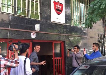 اتفاق باورنکردنی؛ فدراسیون، ۳ دانگ باشگاه پرسپولیس را به نام شرکت شستا زد!