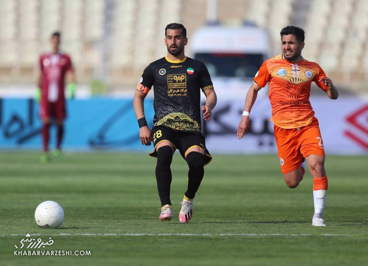 اتفاق ویژه در بازی سپاهان/ حاج صفی سرمربیاش را جا گذاشت! اتفاق ویژه در بازی سپاهان/ حاج صفی سرمربیاش را جا گذاشت!