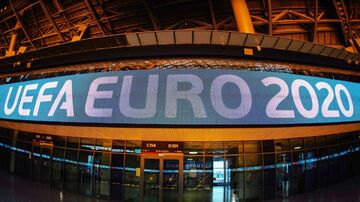 روسیه و دانمارک بر سر یورو سرشاخ شدند!