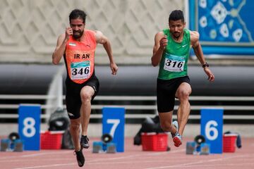 اتفاق عجیب در مسابقات مشهد/ کفش‌های حسن تفتیان را دزدیدند