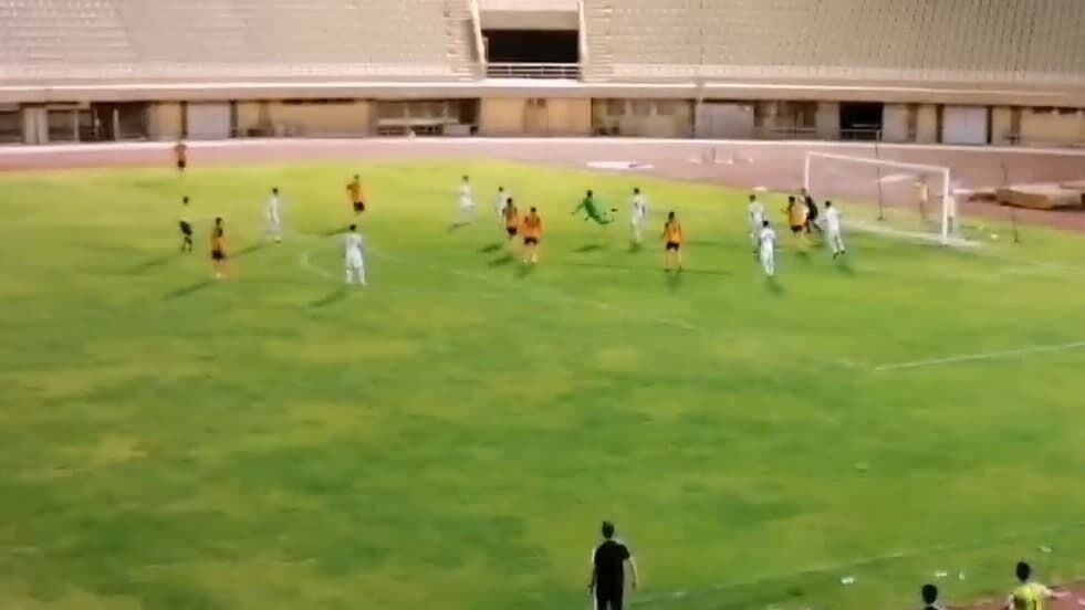 باور نکردنی‌ترین گل در فوتبال ایران را ببینید