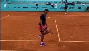 ویدیو| حرکت تکنیکی تماشایی رافائل نادال با توپ تنیس!