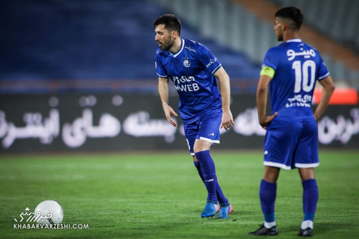 مطالبات هافبک خبرساز استقلال پرداخت نشد؛ آبی ها دوباره به دردسر افتادند/ پنجره همچنان بسته است! مطالبات هافبک خبرساز استقلال پرداخت نشد؛ آبی ها دوباره به دردسر افتادند/ پنجره همچنان بسته است!