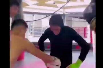 ویدیو| ضربات سنگین‌ به شکم الهه منصوریان